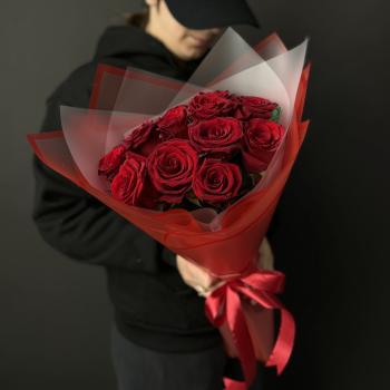 Красные эквадорские розы