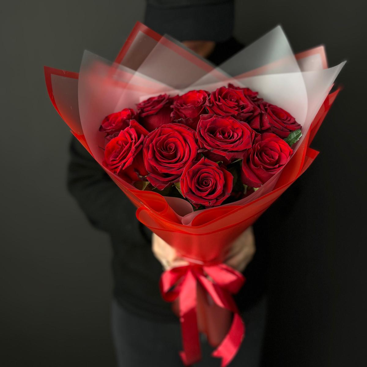 Красные эквадорские розы